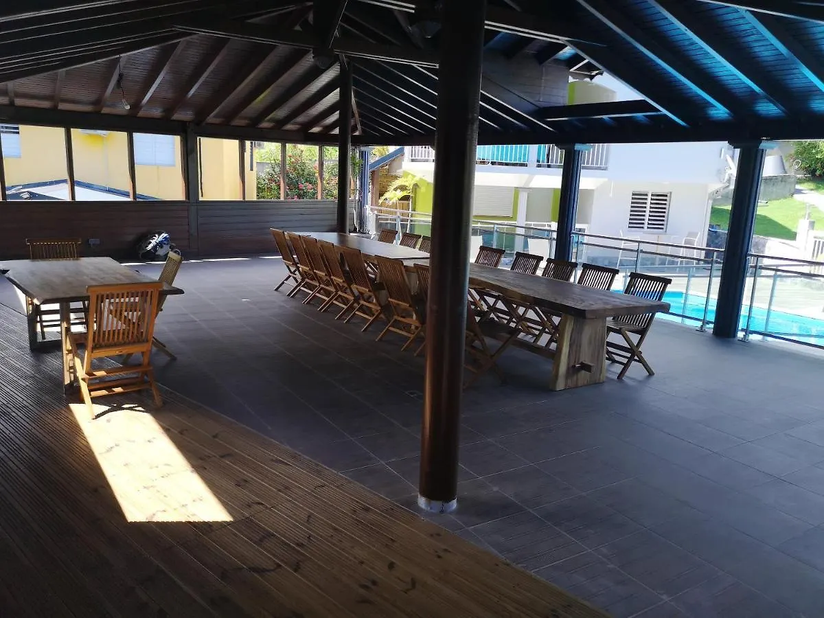 Apartment Allée Maroudin Castel Lamentin Guadeloupe